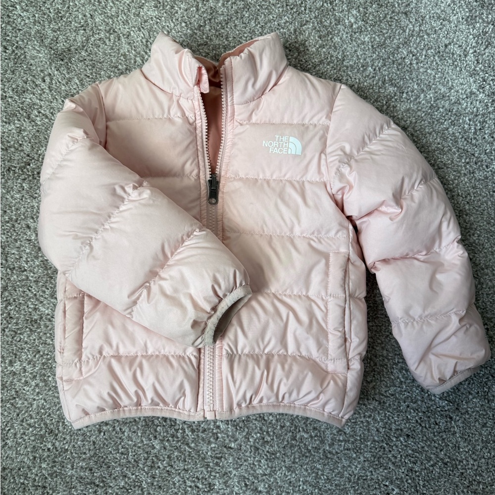 3T Reversible The North Face Pale Pink Quilted Puffer Jacket
